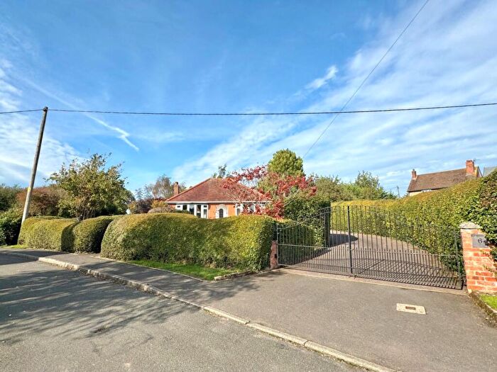 2 Bedroom Detached Bungalow For Sale In Pinfold Lane, Harby, LE14