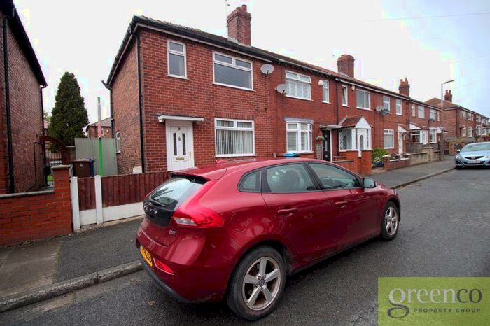 2 Bedroom End Of Terrace House To Rent In Alder Drive, Manchester, M27