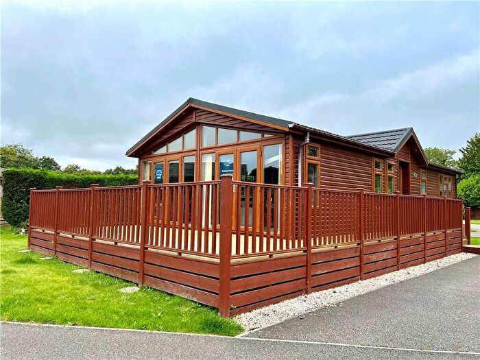 2 Bedroom Bungalow For Sale In The Horseshoe, Farley Green, Albury, Guildford, GU5