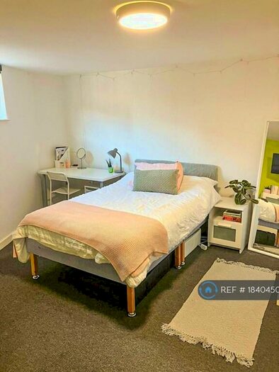 5 Bedroom Terraced House To Rent In Hall Lane, Liverpool, L7