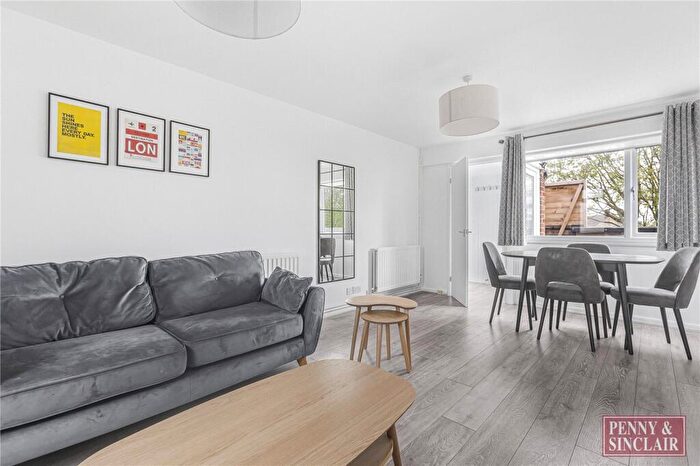 2 Bedroom Apartment To Rent In Spare Acre Lane, Eynsham, OX29