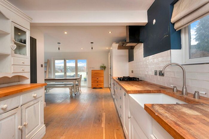 2 Bedroom Detached Bungalow For Sale In Oakdene Close, Portslade, BN41