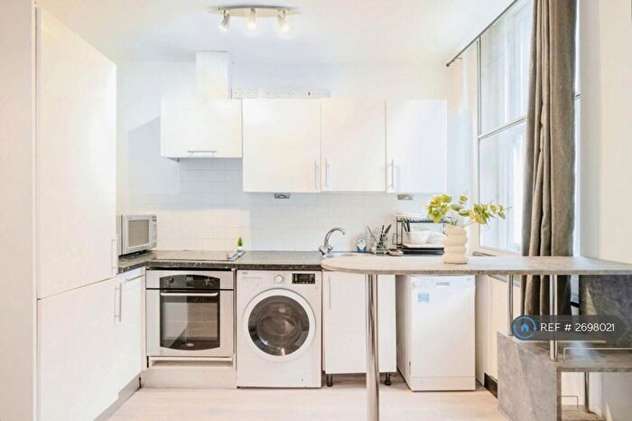 2 Bedroom Flat To Rent In Marsh Street, Bristol, BS1