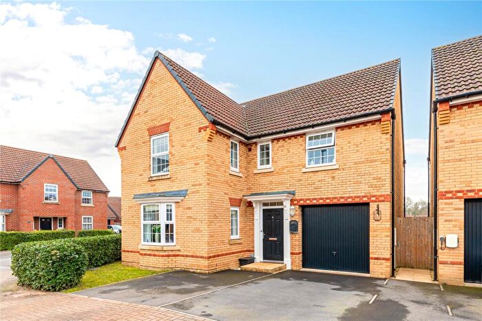 4 Bedroom Detached House For Sale In Gandy Way, Devizes, Wiltshire, SN10