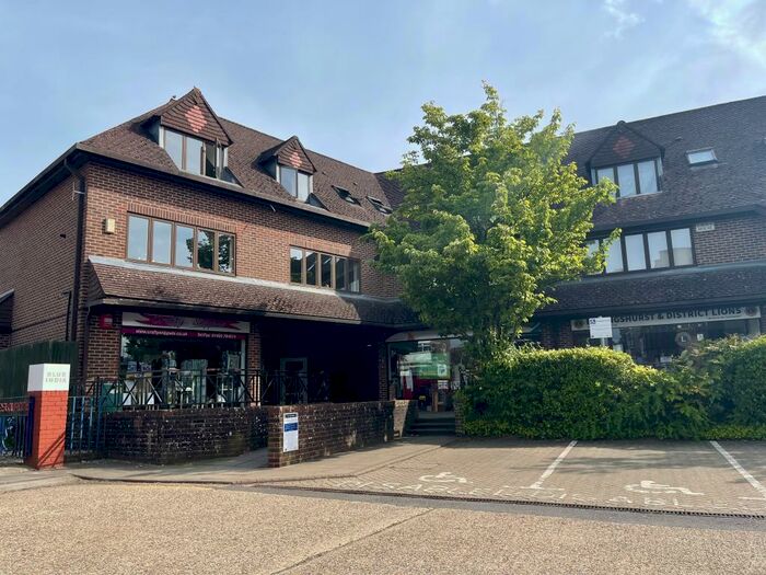 1 Bedroom Apartment To Rent In Jengers Mead, Billingshurst, RH14