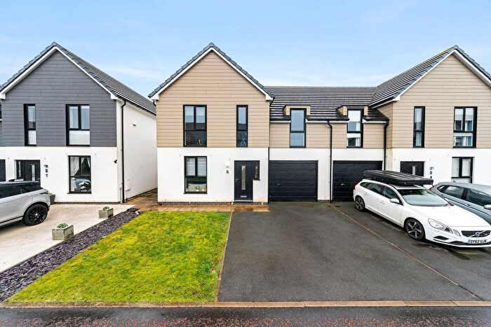 4 Bedroom Semi Detached House For Sale In Balmoral Gardens, Darwen, BB3