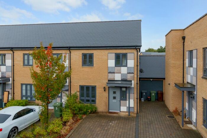 2 Bedroom End Of Terrace House To Rent In Kirtley Way, Ashford, TN24