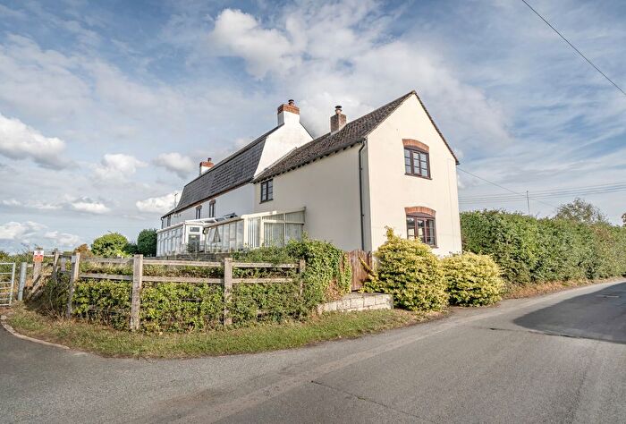 3 Bedroom End Of Terrace House For Sale In Walton Cardiff, Tewkesbury, Gloucestershire, GL20
