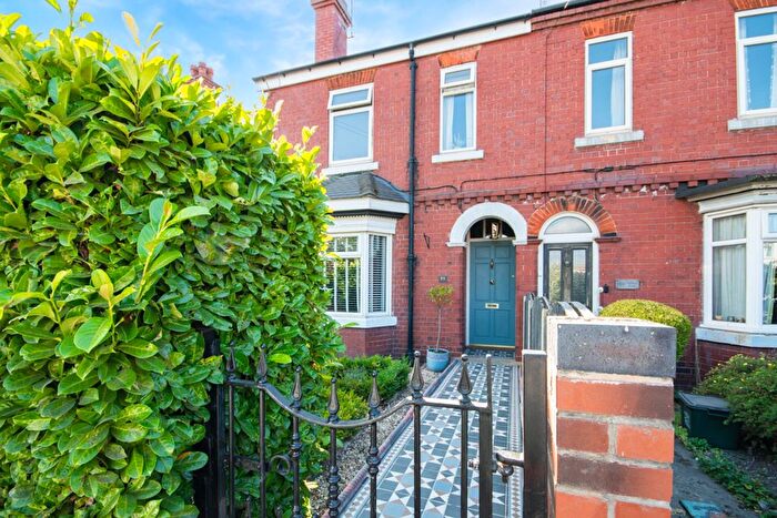 3 Bedroom End Terrace House For Sale In Station Road, Bawtry, DN10