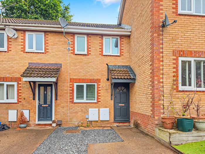 2 Bedroom Terraced House For Sale In Clos-y-wiwer, Thornhill, Cardiff, CF14