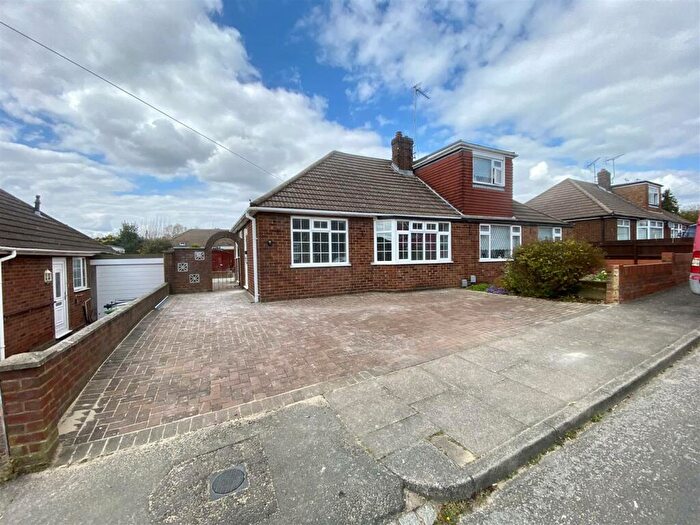 2 Bedroom Semi-Detached Bungalow To Rent In Canberra Gardens, Runfold Area, LU3