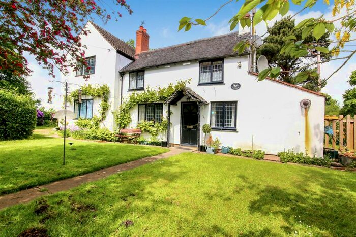 4 Bedroom Detached House For Sale In Fosse Cottage, Bow Lane, Monks Kirby, CV23
