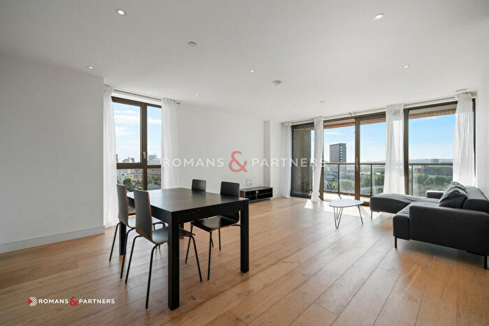 2 Bedroom Apartment To Rent In Heritage Tower, Canary Wharf, E14