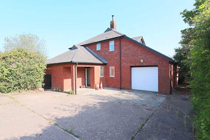 4 Bedroom Detached House To Rent In Grove Road, Whimple, EX5