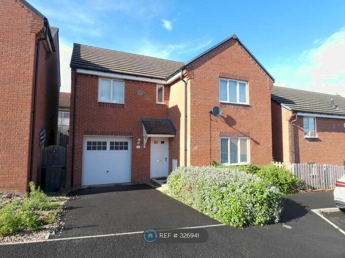 4 Bedroom Detached House To Rent In Marlstone Close, Gloucester, GL4