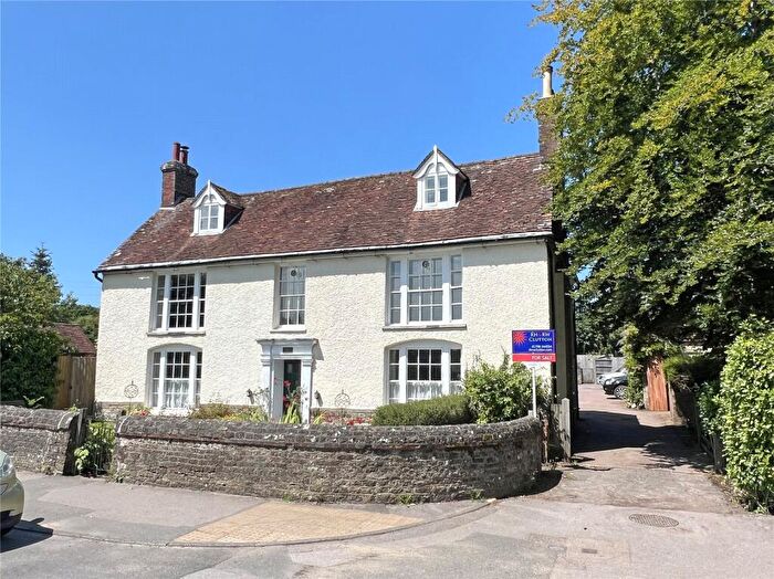 1 Bedroom Apartment For Sale In Midhurst, West Sussex, GU29