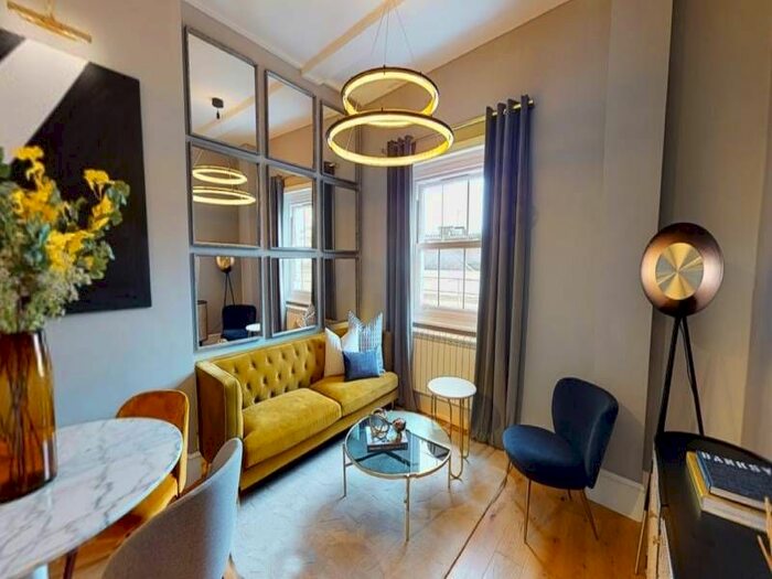 2 Bedroom Flat To Rent In Leinster Gardens, London, W2