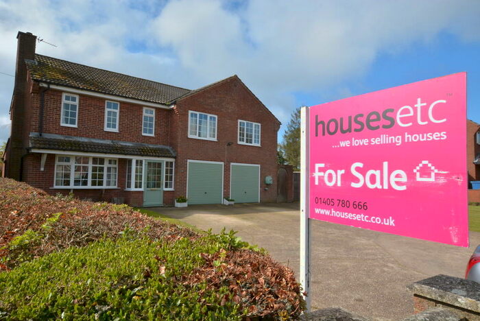 5 Bedroom Detached House For Sale In Back Street, Laxton, DN14