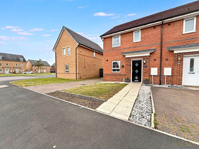 3 Bedroom Semi-Detached House For Sale In Adair Way, Hebburn, NE31