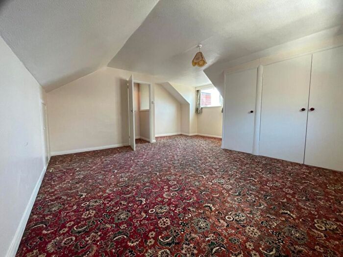 2 Bedroom Bungalow For Sale In Orchard Road, Lewes, BN7