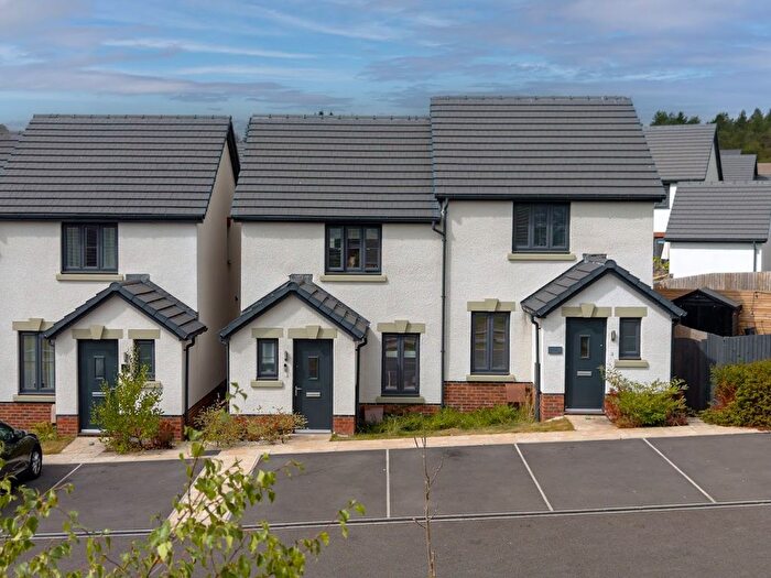 2 Bedroom Semi Detached House For Sale In Heol Parc Tondu, Bridgend, CF32
