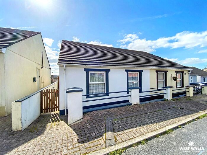 2 Bedroom Semi Detached Bungalow For Sale In Connaught Place, Pembroke Dock, SA72