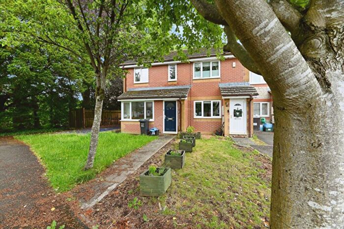 3 Bedroom End Of Terrace House For Sale In Trajans Way, Shepton Mallet, Somerset, BA4