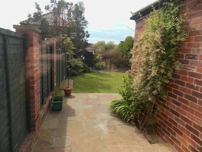 3 Bedroom Semi-Detached House To Rent In Broadgate Road, Middlesbrough, TS5