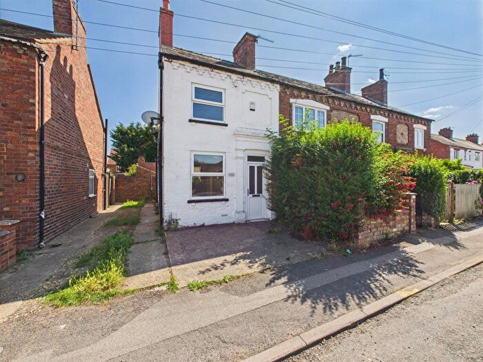 2 Bedroom End Of Terrace House For Sale In High Holme Road, Louth, LN11
