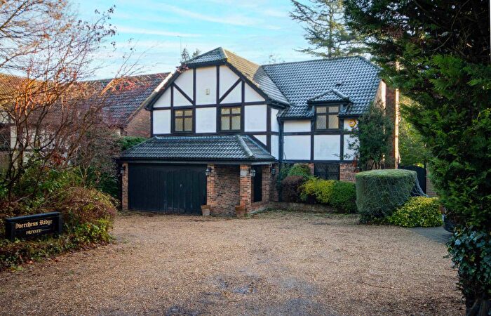 5 Bedroom Detached House For Sale In Overchess Ridge, Chorleywood, WD3