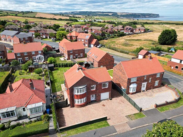 4 Bedroom Detached House For Sale In Love Lane, Whitby, YO21