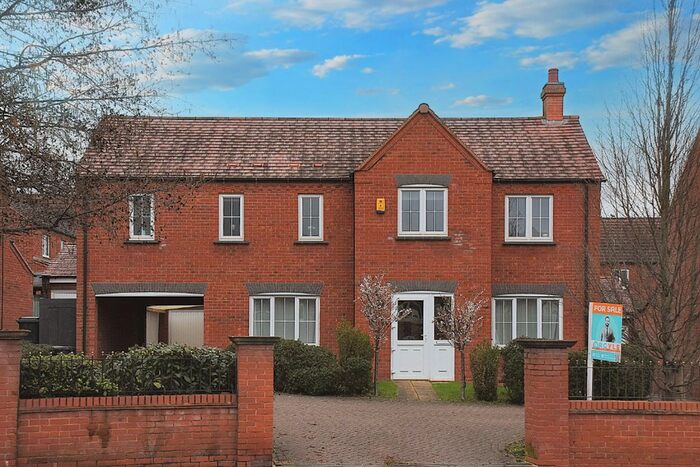 5 Bedroom Detached House To Rent In Chilwell Lane, Bramcote, NG9