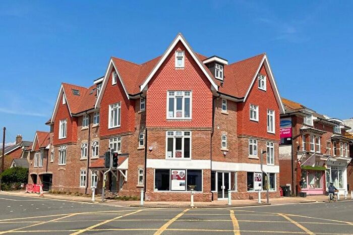 1 Bedroom Flat To Rent In Aris House, Lymington Road, Highcliffe, Dorset., BH23
