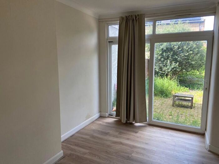 4 Bedroom Terraced House To Rent In Antill Road, London, N15