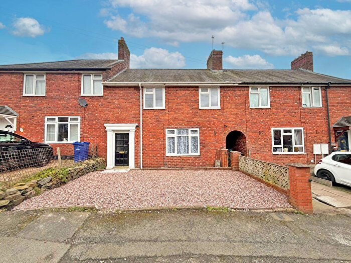 3 Bedroom Terraced House For Sale In North Oval, Upper Gornal, DY3