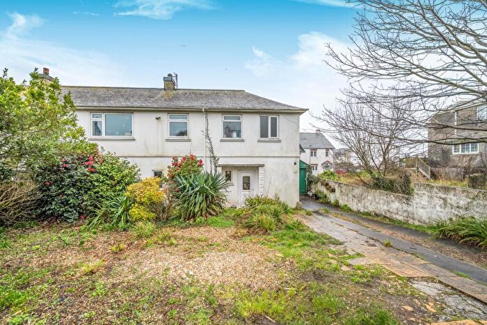 3 Bedroom House For Sale In Molesworth Street, Tintagel, PL34