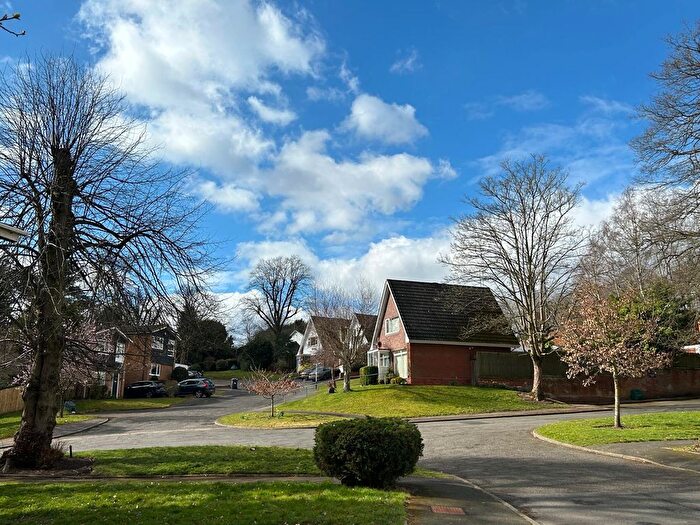 3 Bedroom Detached House For Sale In Chancellor Close, Birmingham, B15