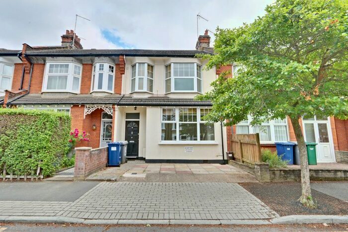 4 Bedroom Terraced House To Rent In Naylor Road, Whetstone, N20