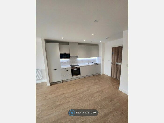 1 Bedroom Flat To Rent In The Arches, Leicester, LE3