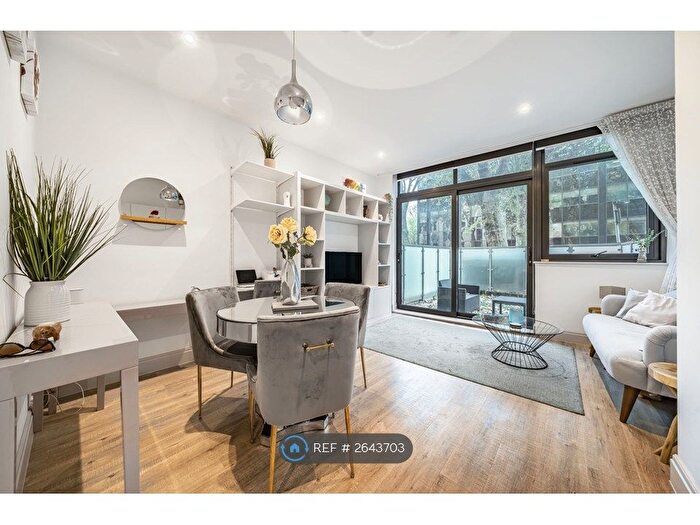 1 Bedroom Flat To Rent In Chiswick High Road, London, W4