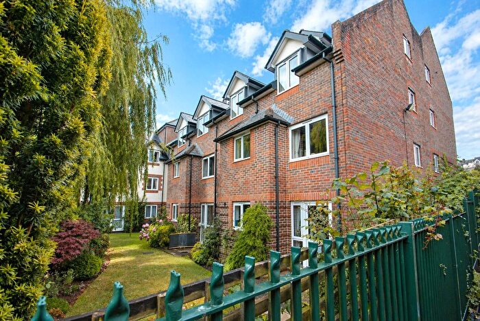 2 Bedroom Flat For Sale In Millbridge Gardens, Minehead, Somerset, TA24