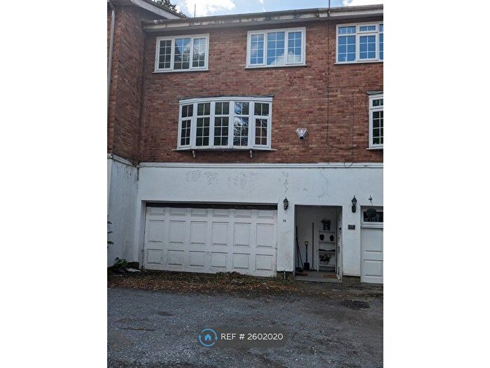 3 Bedroom Terraced House To Rent In Kersal Crag, Salford, M7