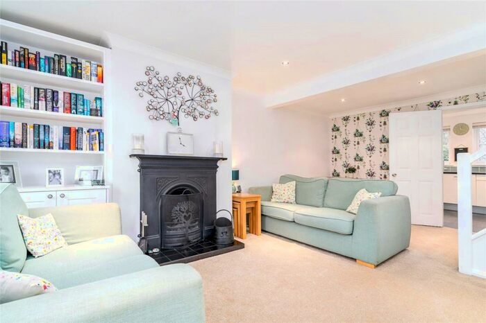 2 Bedroom House To Rent In High Street, Hinxton, Saffron Walden, CB10