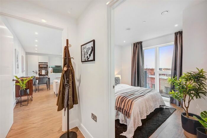 1 Bedroom Flat To Rent In Uncle Colindale, Aerial Square, London, NW9