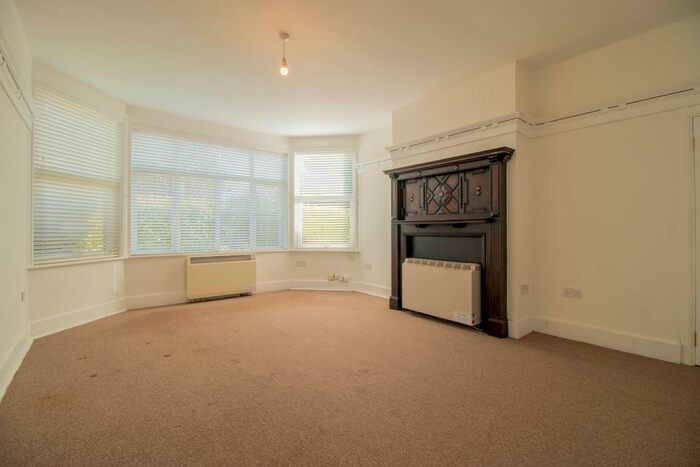 2 Bedroom Flat To Rent In Trowell Grove, Long Eaton, Nottingham, NG10