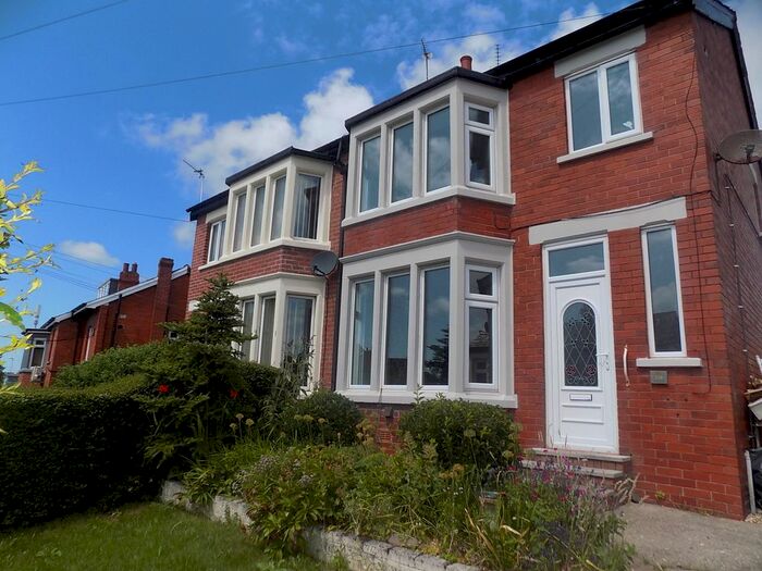 3 Bedroom Semi-Detached House To Rent In Caunce Street, Blackpool, FY3
