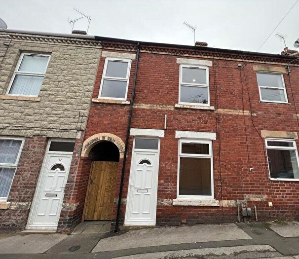 3 Bedroom Terraced House For Sale In John Street, Worksop, S80