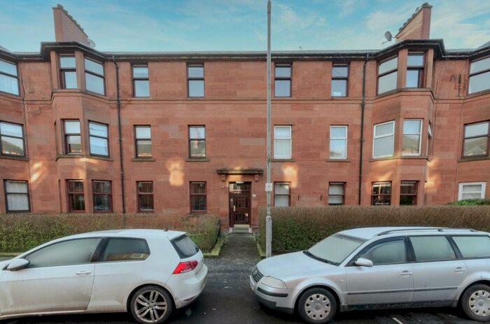 3 Bedroom Apartment To Rent In Ruel Street, Flat /, Battlefield, Scotland, G44