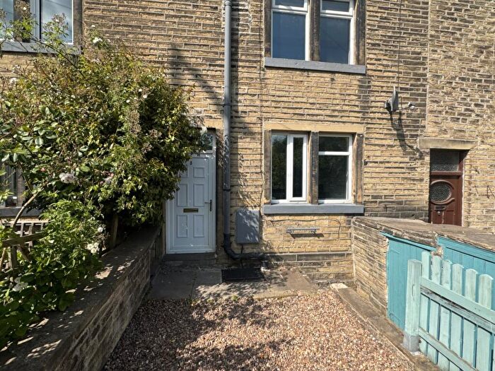 2 Bedroom Terraced House To Rent In Brampton, Mytholmroyd, Halifax, West Yorkshire, HX2