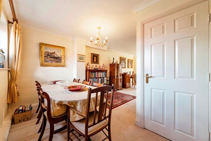 3 Bedroom Terraced House For Sale In Tannery Wharf, Newark, NG24
